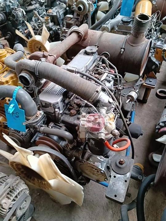 Дизельный двигатель Mitsubishi S4S 3 (1) Дизельный двигатель Mitsubishi S4S